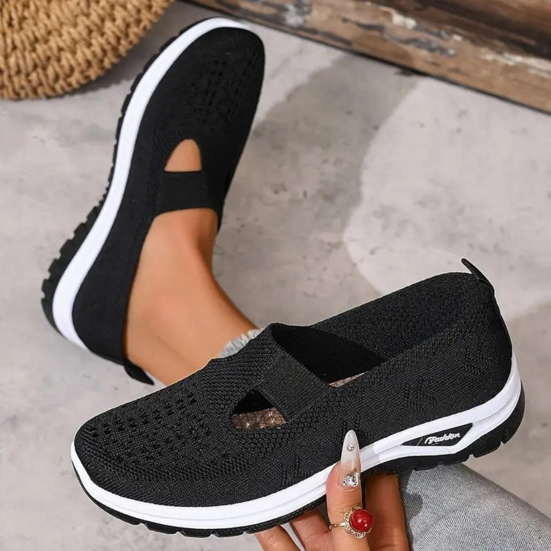 Vellora – damesko i netting med slip-on-komfort
