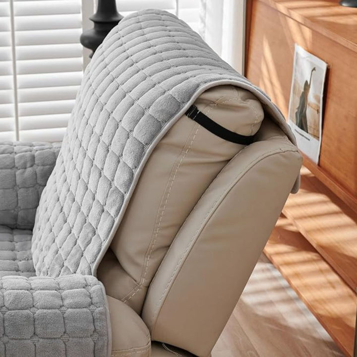 Skanto | Snug Grid Recliner Cover
