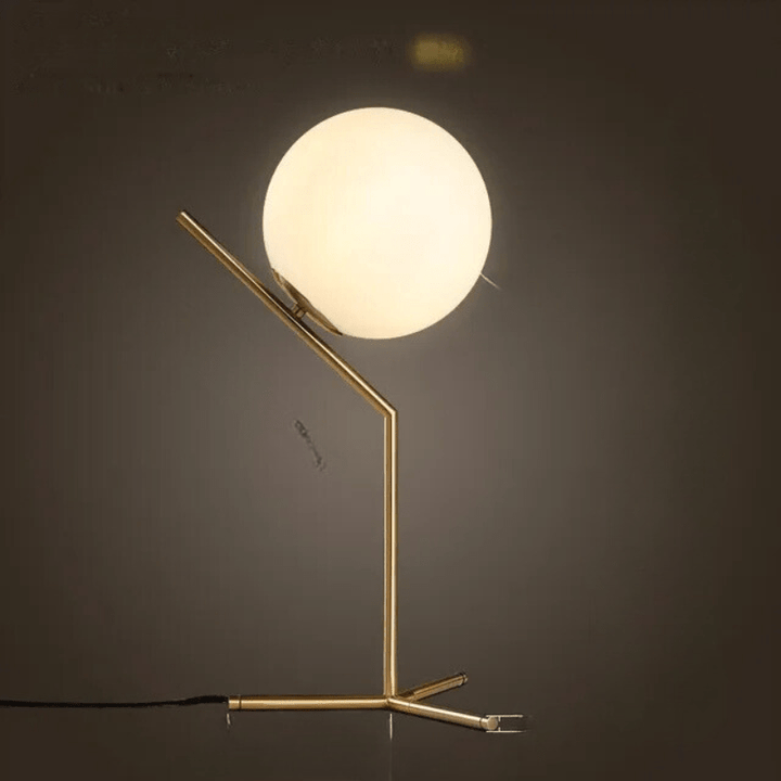 Skanto | Elegant Glasslampe med subtil glød