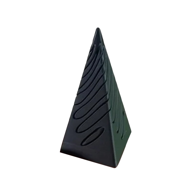 Skanto | Umulig Pyramide Passage Skulptur