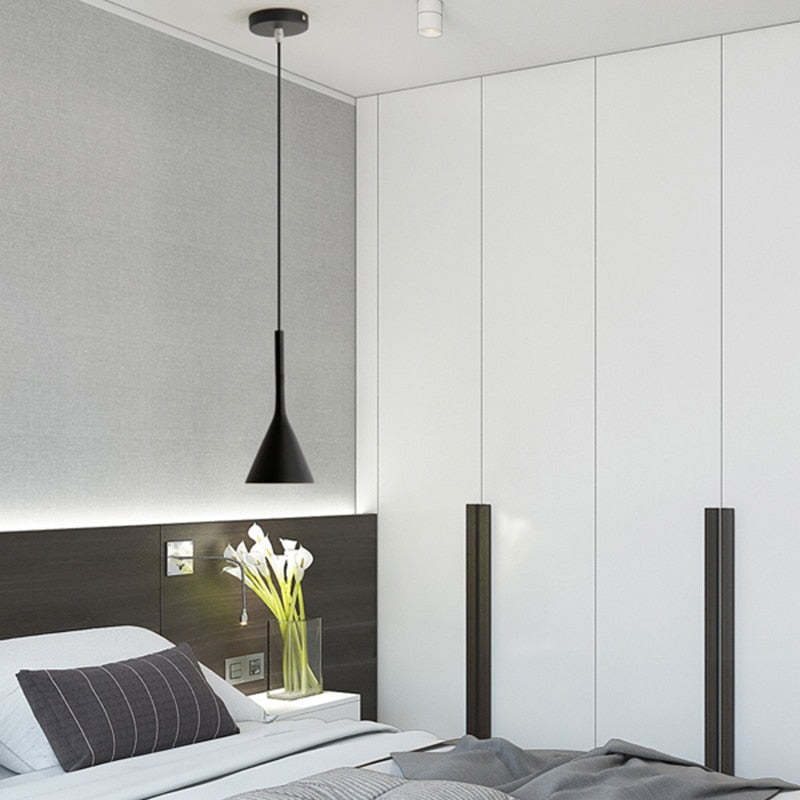 Moderne Trekant Pendellampe - Trionda | Skanto