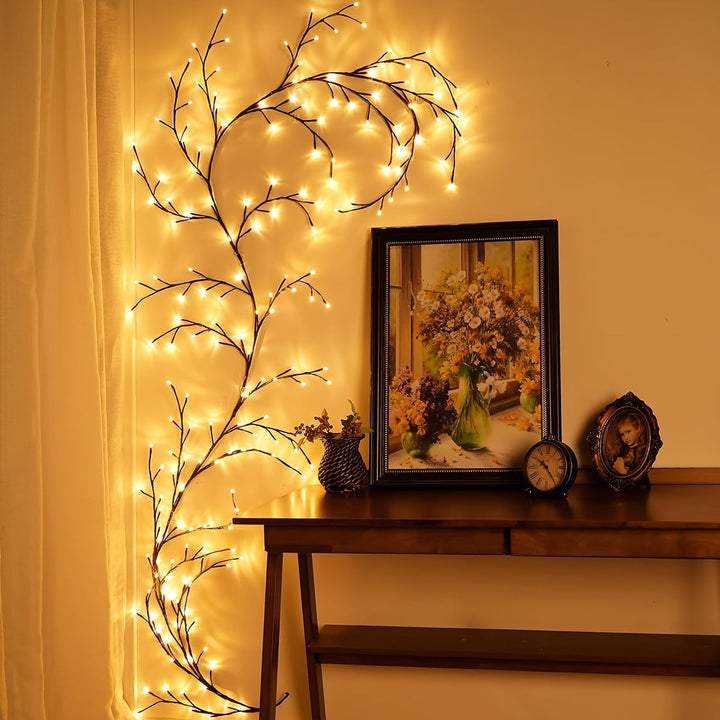 Wandleuchten med LED-Weidenzweig-Design