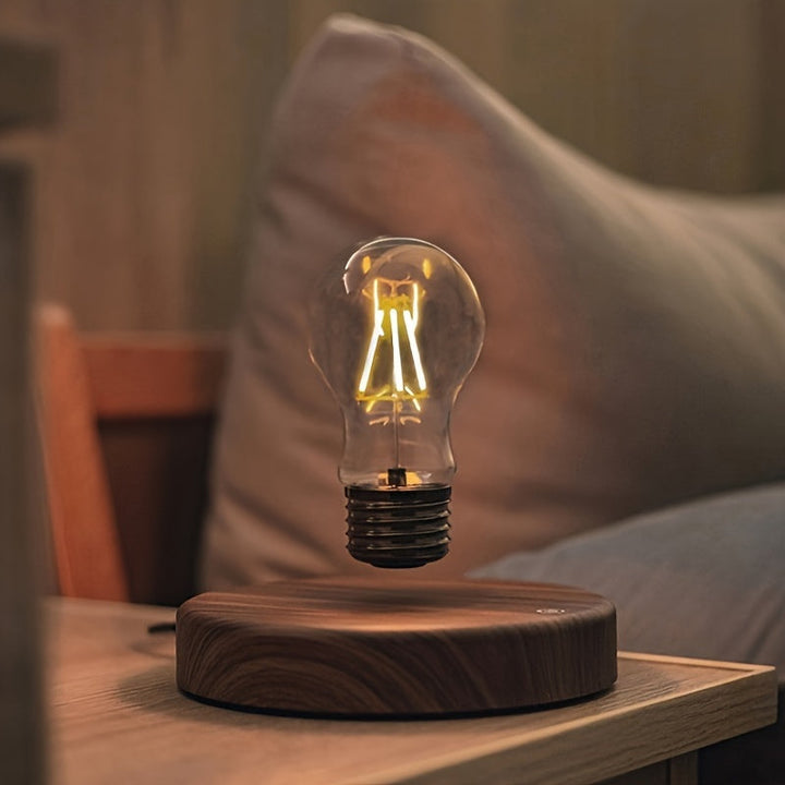 Skanto | Magnetisk Levitasjon Lyspære – Flytende LED Skrivebordslampe med Roterende Lyspære for Unik Hjemmedekorasjon og Kretiv Julesgaver