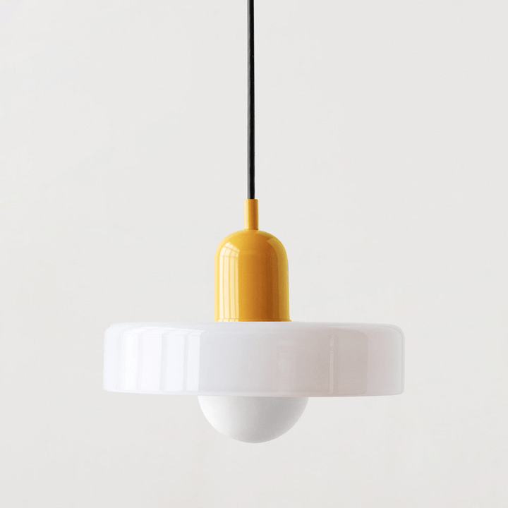 Skanto | Bauhaus Farget Glasspendellampe for Moderne Interiører