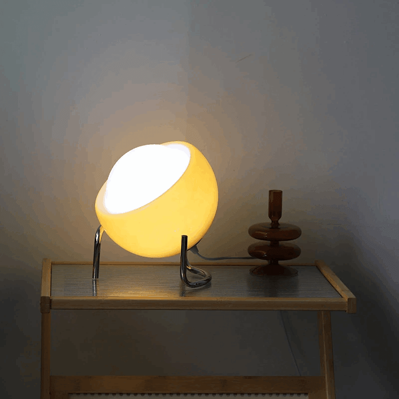 Skanto | Nordisk Lysarmatur - Unik Retro Skrivebordslampe