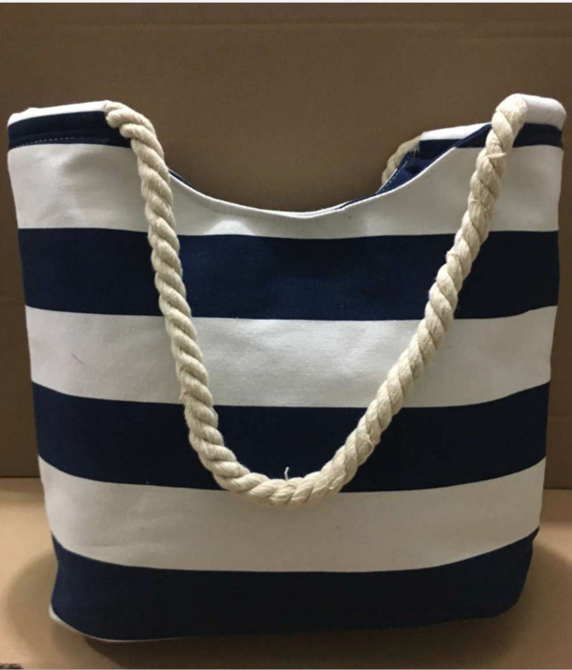 Strandbag av holdbart lerret med fargerikt stripemønster Skanto