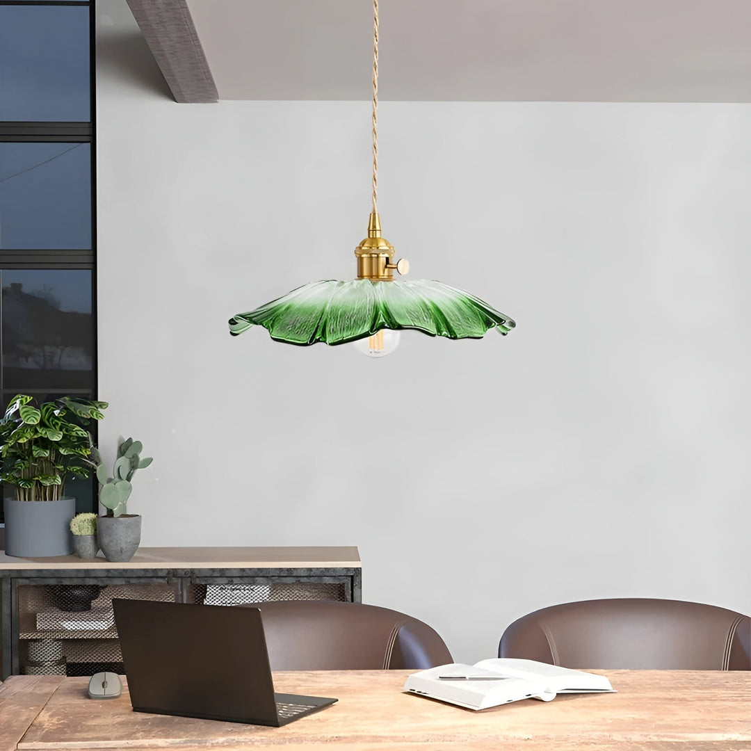Blomsterpendellampe – Varmt lys og stilig design | For hjemmet ditt