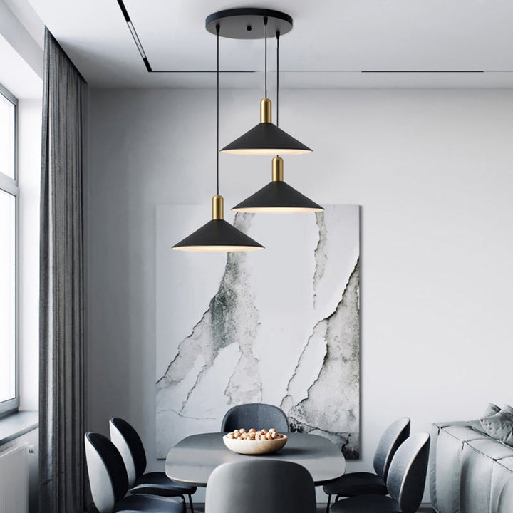Skanto | Enkel Moderne Kegleformet LED Pendellampe