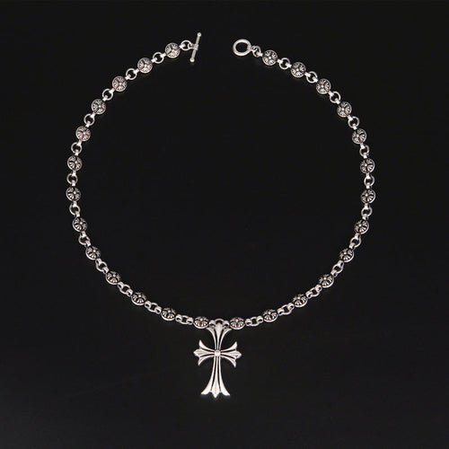 Skanto | Gothic Cross Pendant Necklace
