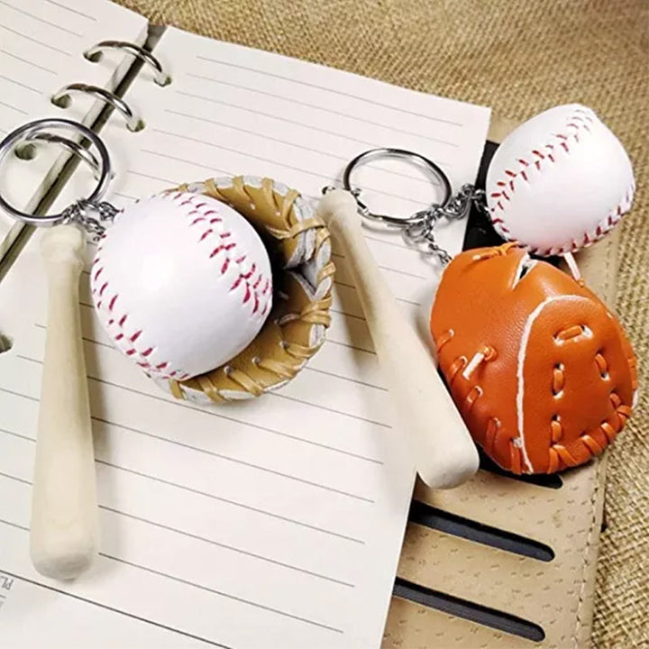 Skanto | Mini Baseballhanske Sett Charm Nøkkelring