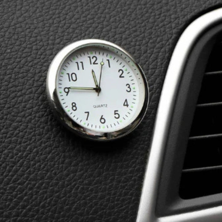 AutoTime Mini Analog Klokke – Selvklebende og Stilleggende Design for Bilinteriør Skanto