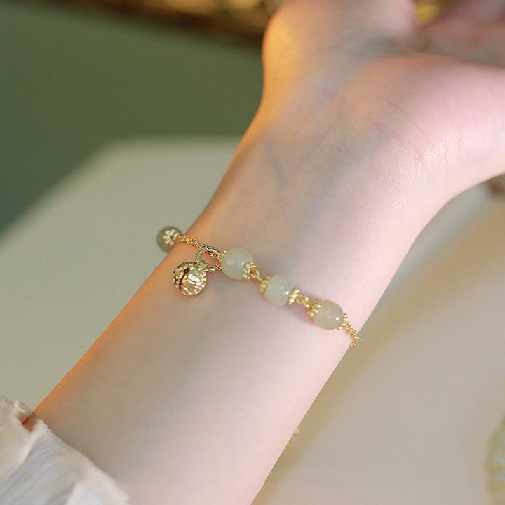 Skanto | Elegant Hetian Jade Bracelet