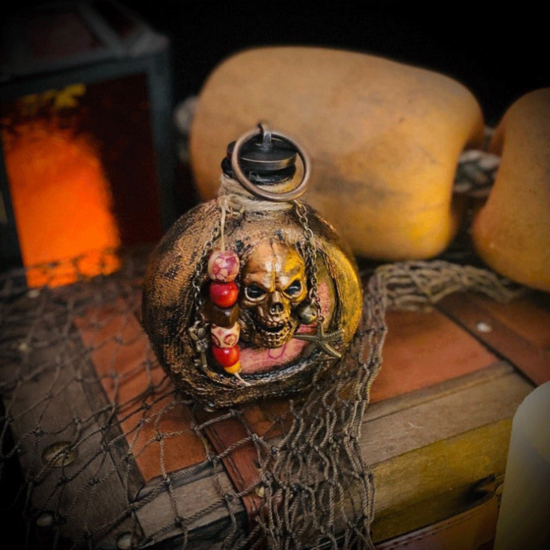 Skull Pirate Rum Flaske laget av harpiks | Skanto