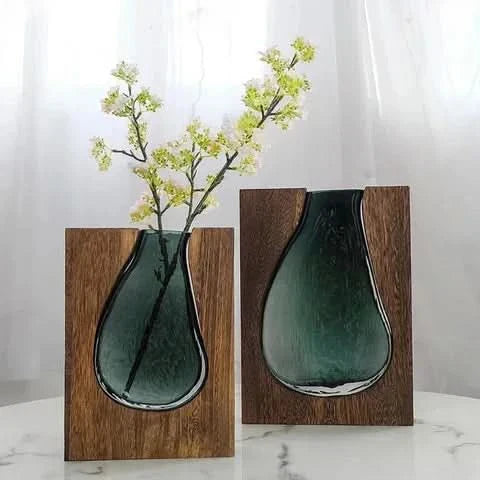 Skanto | Skandinavisk Glassvase med Treakcent for Moderne Interiører