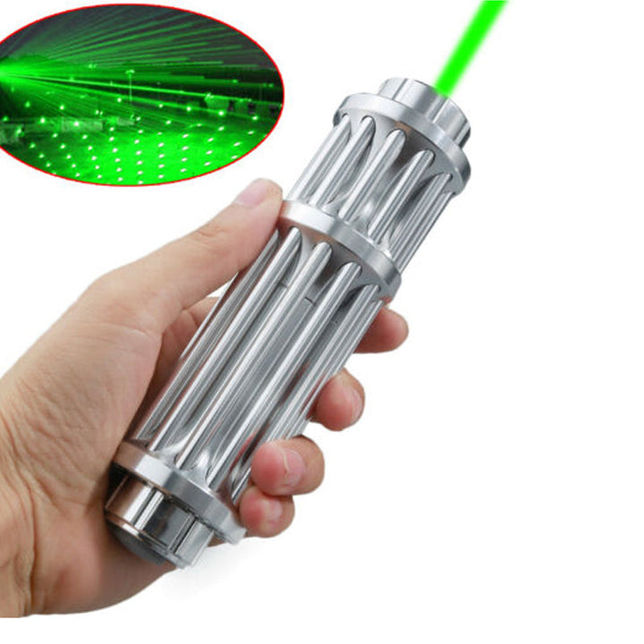 Skanto | Høyytelses Laser Lommelykt – Kraftig & Justerbar Stråle