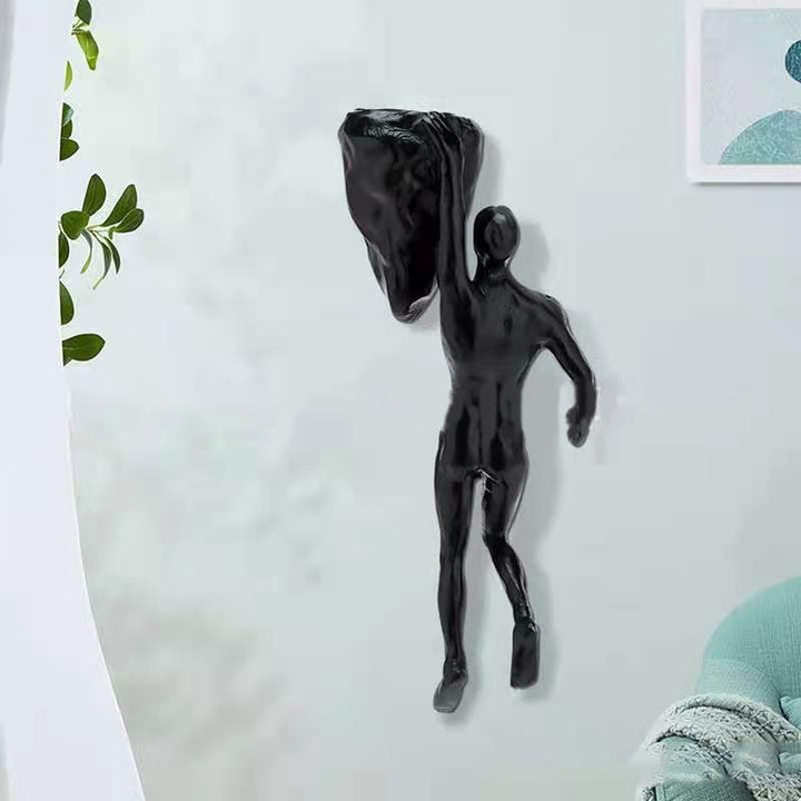 Skanto | Klatrevegg Henge Statuer