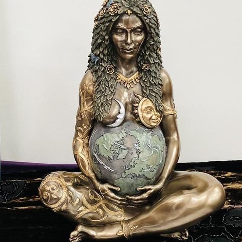 Skanto | Mor Jord Gudinne Statue