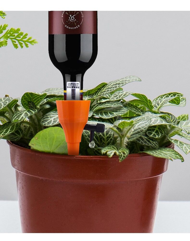 Skanto | Plantevannspiss for flasker – Automatisk dryppvanning for hageplanter