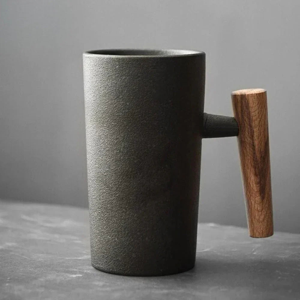 ScandiSip Keramisk Kopp – Minimalistisk Skandinavisk Design med Treskaft | Skanto