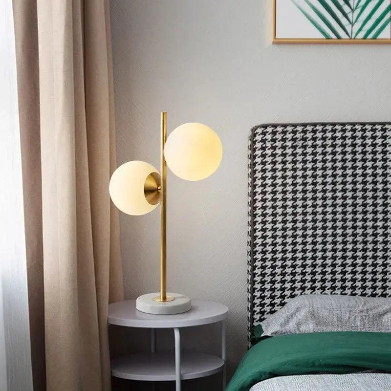 Skanto | AuraLume - Dorsø Bordlampe med Nordisk Sjarm