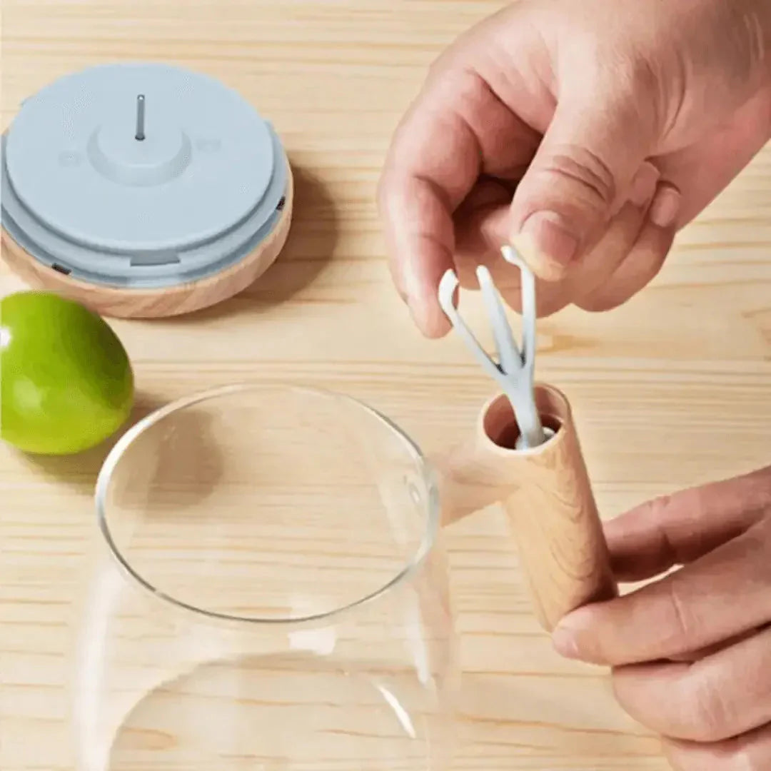 Skanto | Intelligent Mug – Selvrørende kopp med tredesign
