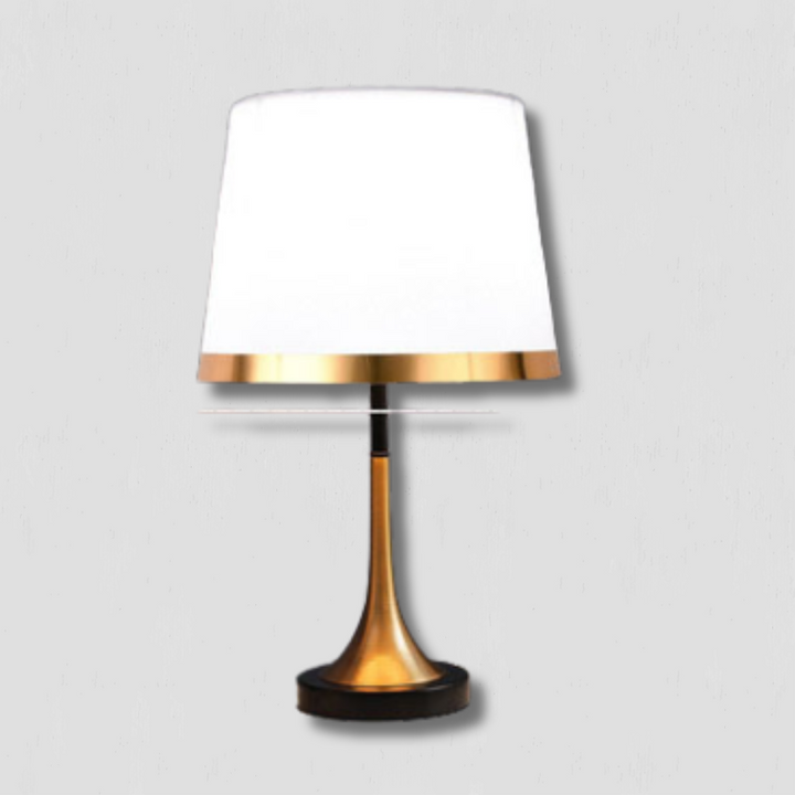 Skanto | GiltGlow – Elegant Gull og Svart Retro Bordlampe