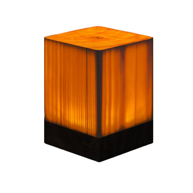 Trådløs LED-Tae-lampe med berøringskontroll | Oppladbart batteri | Tresjaring-design | Justerbar lysstyrke