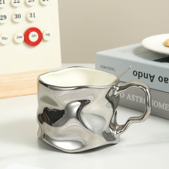 Skanto | CreArt Krus – Håndlaget keramisk kaffekrus med unikt rynket design