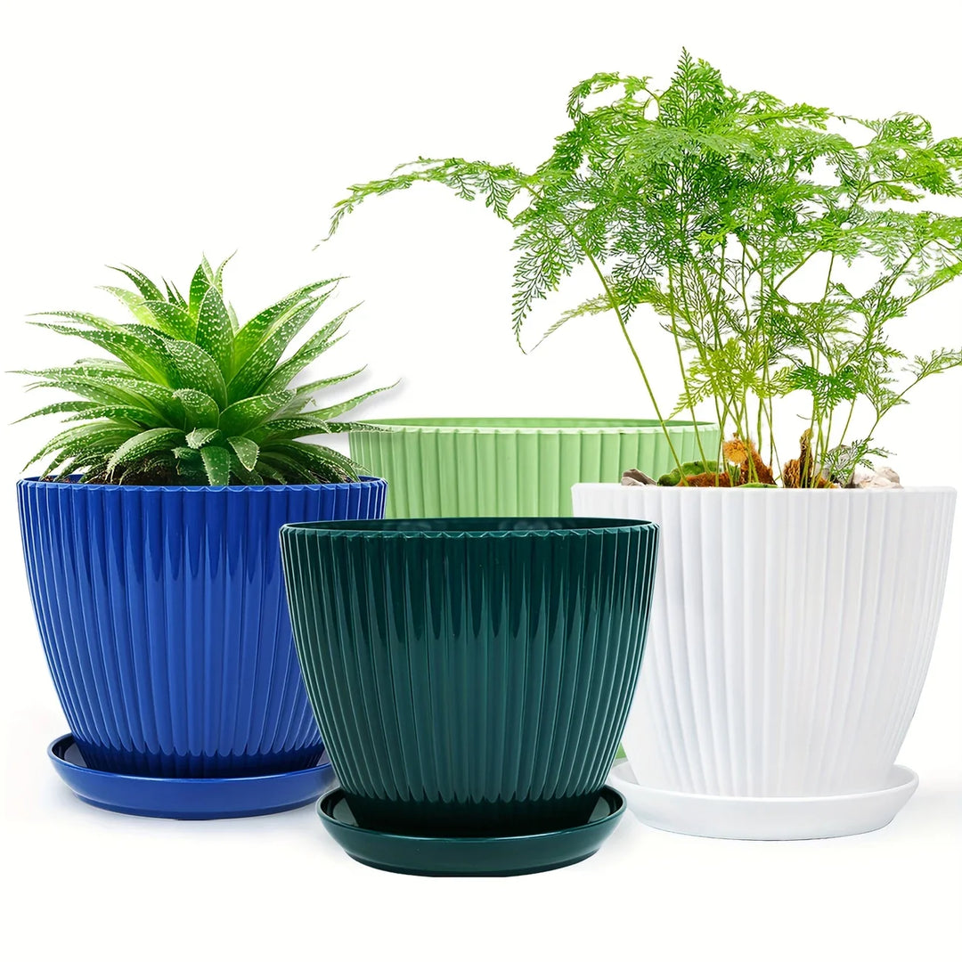 Skanto | Blomsterpotte med sporstruktur og skål – Robust plastpotte for planter