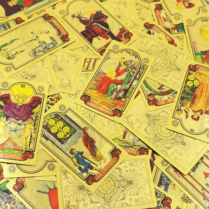 Skanto | Utforsk den mystiske verden av tarot Gullfarget tarot