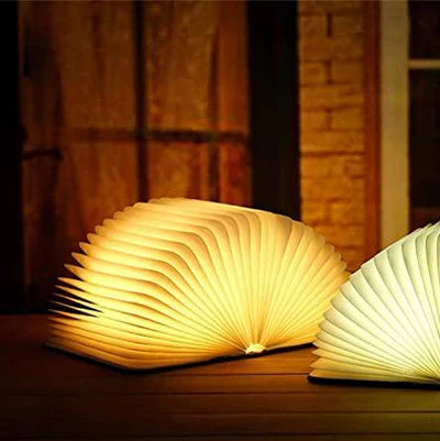Brettbar Boklampen med Varm LED Belysning - StoryGlow | Skanto