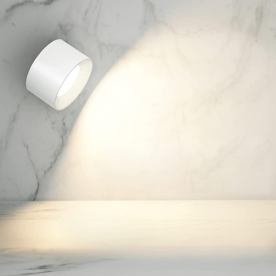 Skanto | Trådløs LED Vegglampe | Batteridrevet, Fleksibel og Lett å Feste for Innendørs og Utendørs Bruk