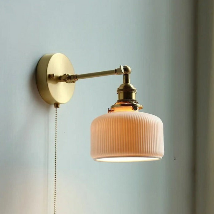 Skanto | ScandiAura – Stilfull Keramisk Vegglampe med Nordisk Design