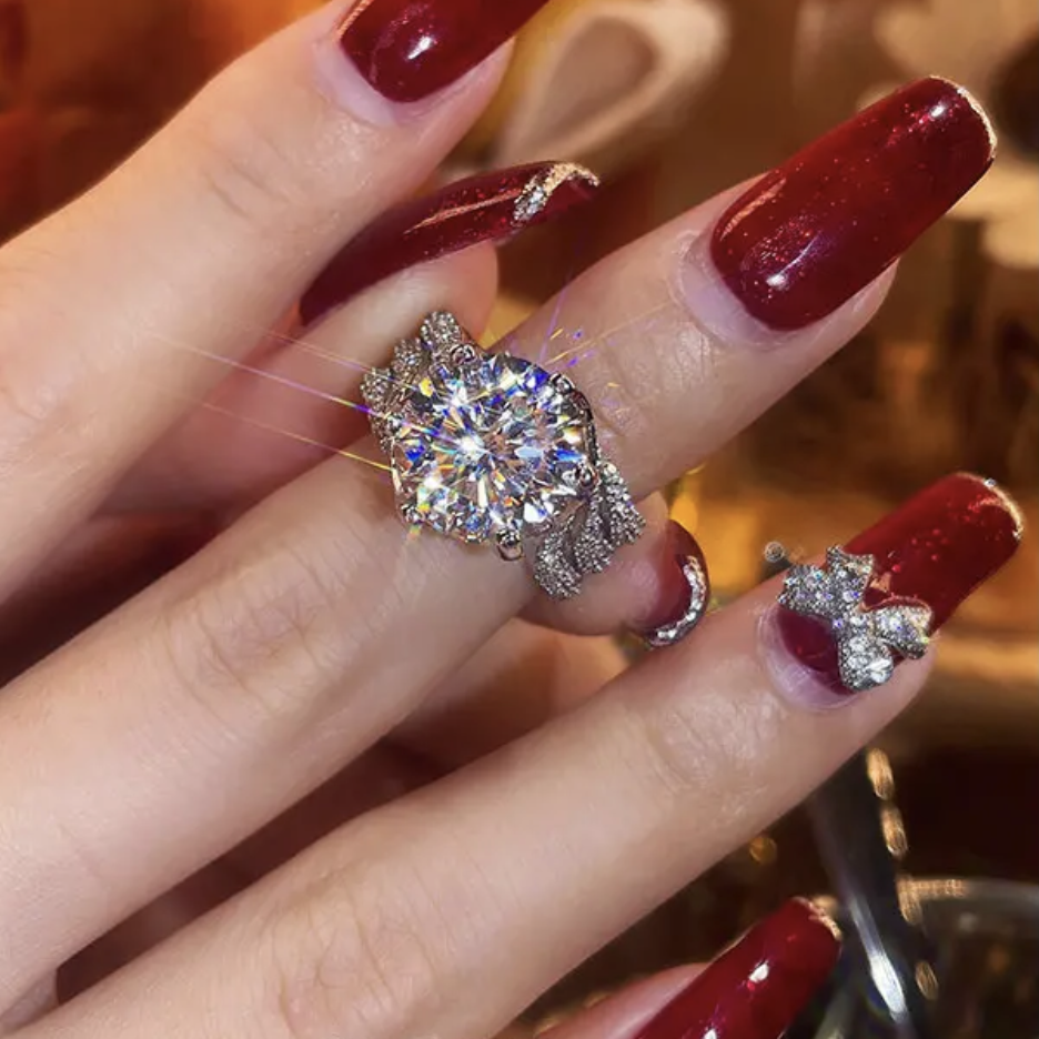 Skanto | 3-karats Super Flash Moissanite Ring