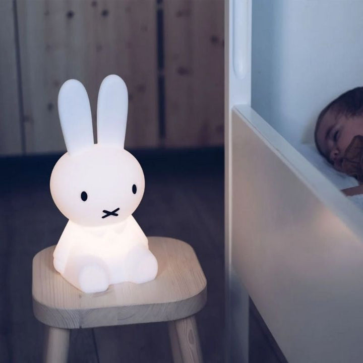 Skanto barne gulvlampe | Trådløs og dimbar | Fin nattlys | Omgivelseslys til barnerom