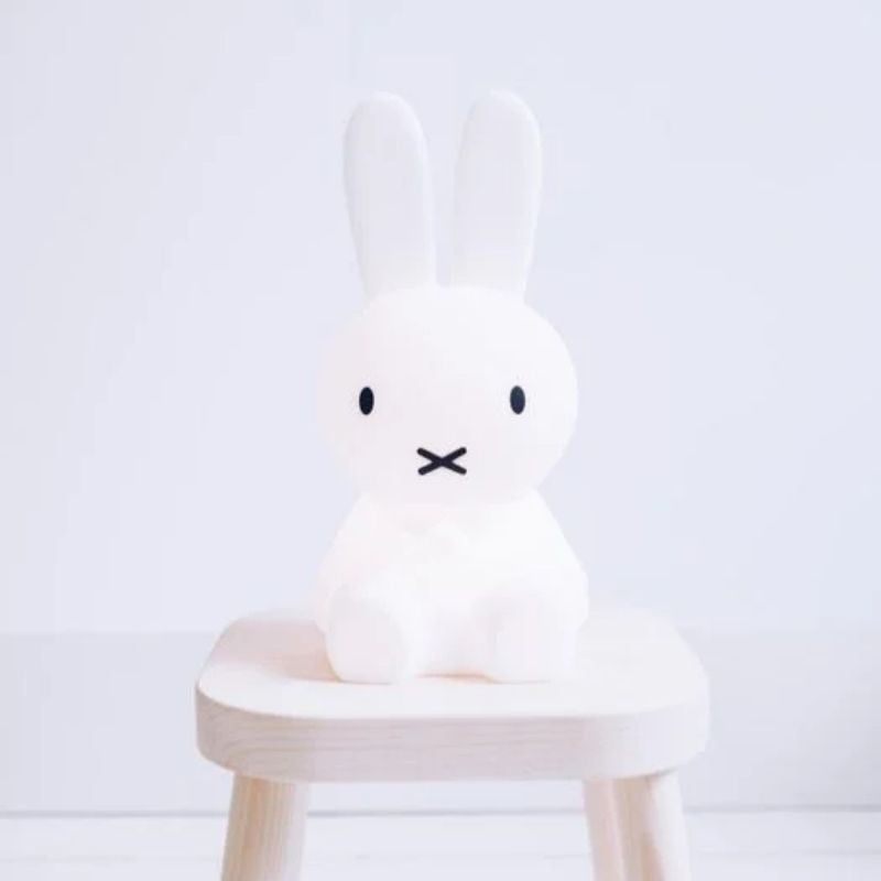 Skanto | Maria Miffy Første Lys Bordlampe