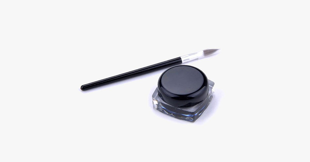 Skanto | Kremet Gel Eyeliner – Påfør den perfekte vingen på øyelokkene dine