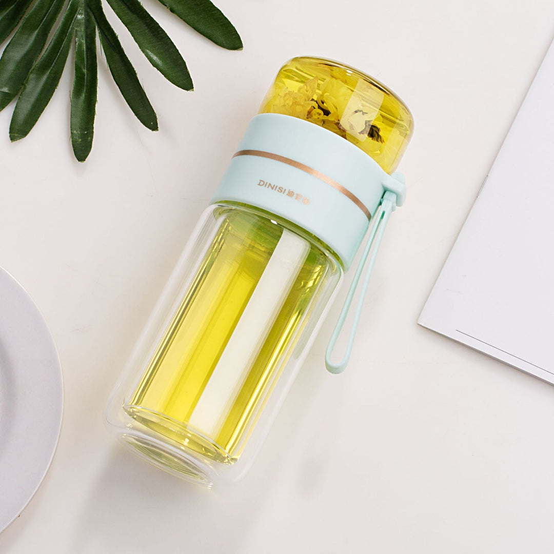 Skanto teinfuser i krystallklart glass
