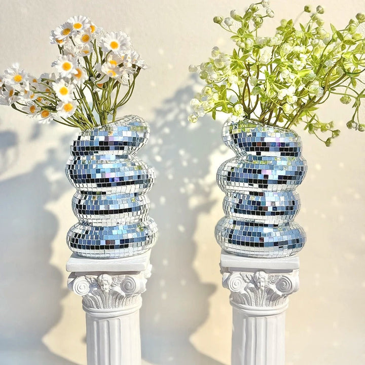 Speilbelagt disco vase med retro sjarm og moderne stil Skanto