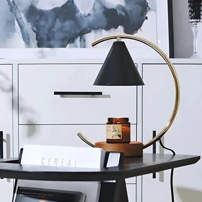 Moon Arc Wax Lamp | Skanto