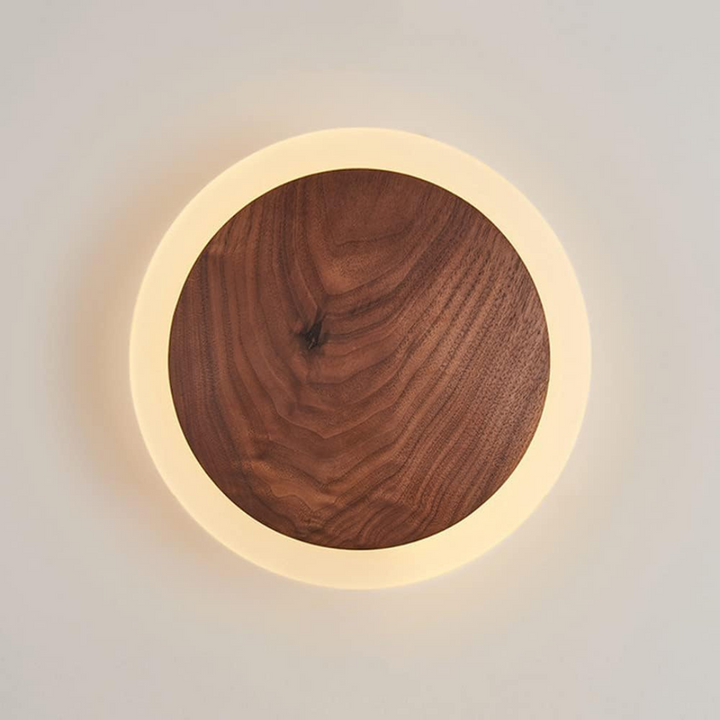 Skanto | Skandinavisk Tre LED Vegglampe