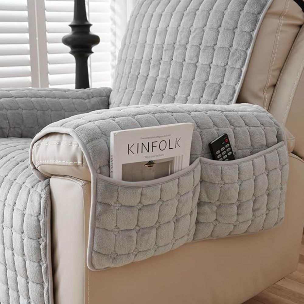 Skanto | Snug Grid Recliner Cover