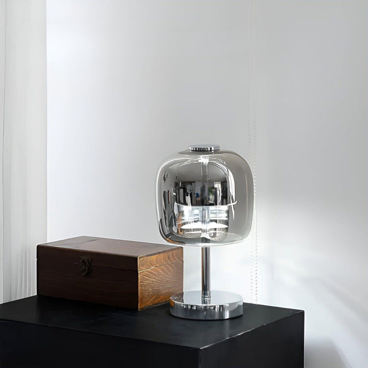 Bærbar - Elegant bordlampe laget av speilglass Skanto