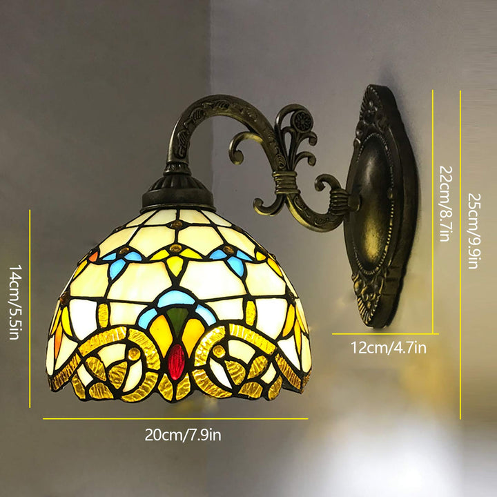 Retro lampeskjerm laget av farget glass | Skanto