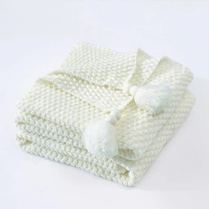 Skanto | Ullteppe ArcticHaven | Skandinavisk Design med Pomponger & Kuler | Varmt & Stylish