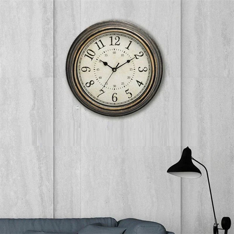 RusticCharm Vintage Veggklokke Skanto