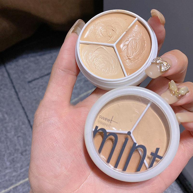 Skanto | Tri-Farge Concealer Palette for Akne Flekkene og Mørke Sirkler