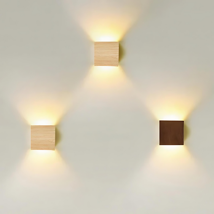 Skanto | NordiLume | Skandinavisk firkantet trevegglampe
