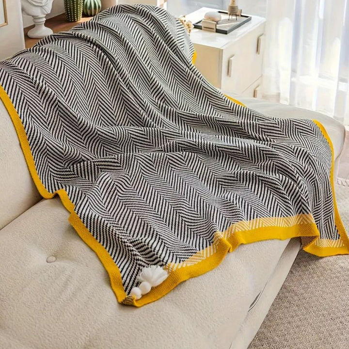 Skanto | Golden Chevron Luxe Blanket