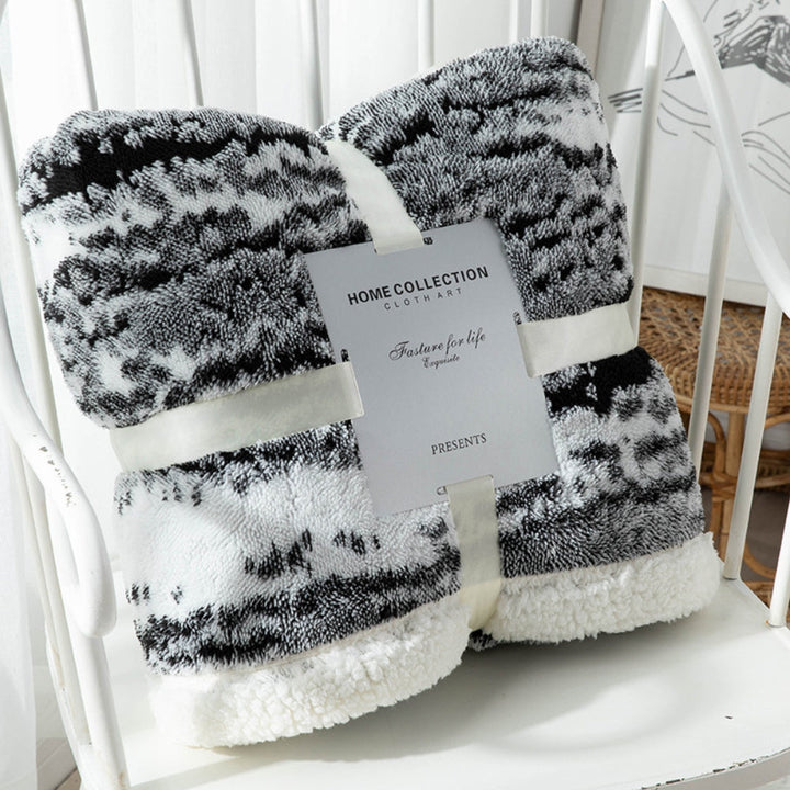 Seraphina Samt-Sherpa-Decke